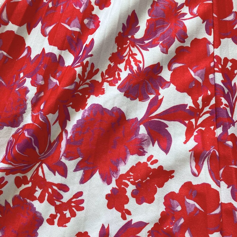 Magenta Floral Circle Skirt – Size 6 - Picture 3 of 4